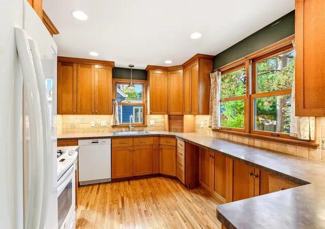 Photo 3 of Single family home for sale at 6020 12th Avenue S, Minneapolis, MN 55417 | MLS# 7158007 | Listing updated on 2026-10-23