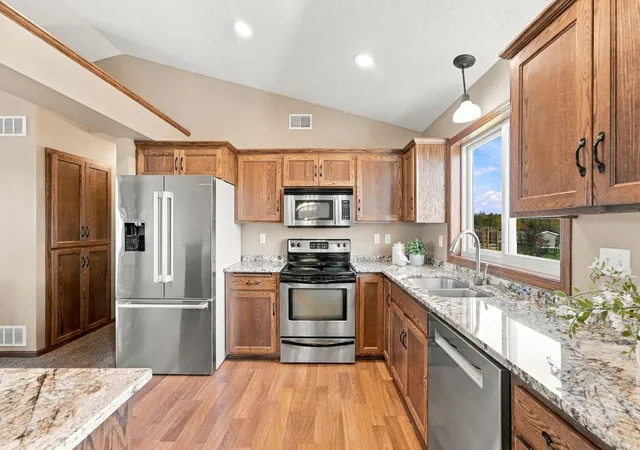 Photo 3 of Single family home for sale at 3284 Orchard Ave NE, Sauk Rapids, MN 56379 | MLS# 7158008 | Listing updated on 2026-10-22