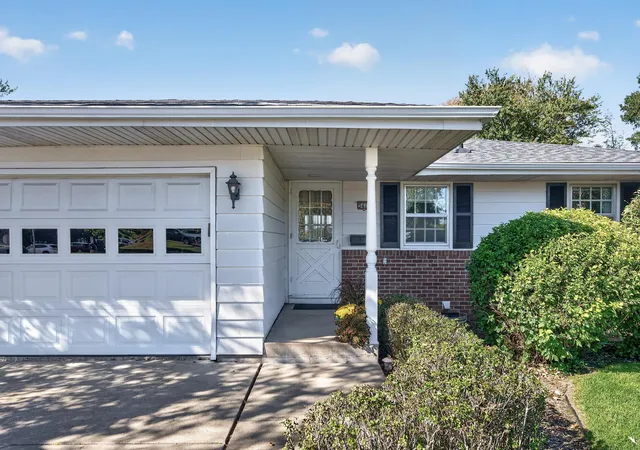 Photo 3 of Single family home for sale at 3412 Silver Lake Rd Ne, Minneapolis, MN 55418 | MLS# 7158012 | Listing updated on 2026-10-09