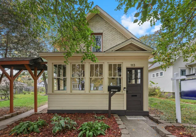 Photo 2 of Single family home for sale at 113 16th Avenue N, Saint Cloud, MN 56303 | MLS# 7158014 | Listing updated on 2026-10-20