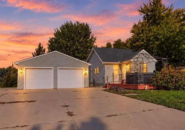 Photo 1 of Single family home for sale at 106 3rd Street N, Dundas, MN 55019 | MLS# 7158040 | Listing updated on 2026-10-09