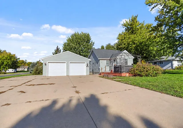 Photo 3 of Single family home for sale at 106 3rd Street N, Dundas, MN 55019 | MLS# 7158040 | Listing updated on 2026-10-10