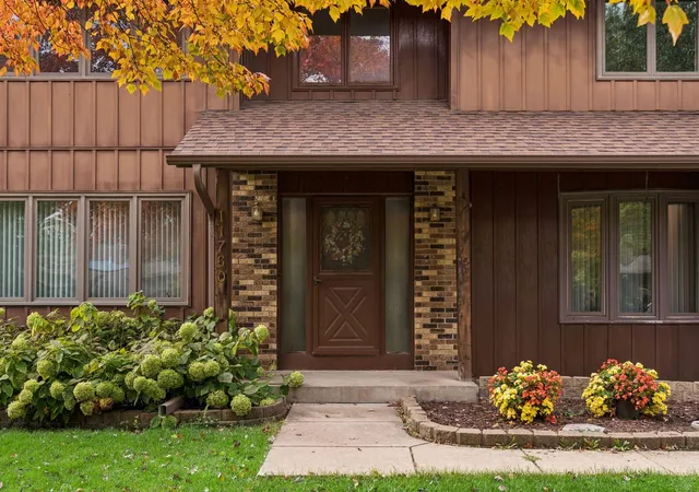 Photo 3 of Single family home for sale at 11760 Van Buren St NE, Minneapolis, MN 55434 | MLS# 7158051 | Listing updated on 2026-10-09