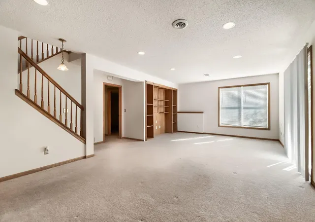 Photo 4 of Single family home for sale at 9141 Medley Cir, Minneapolis, MN 55427 | MLS# 7158055 | Listing updated on 2026-10-16