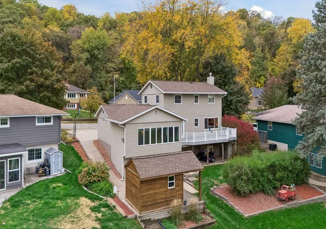 Photo 4 of Single family home for sale at 1667 Spruce Dr, Red Wing, MN 55066 | MLS# 7158057 | Listing updated on 2026-10-16