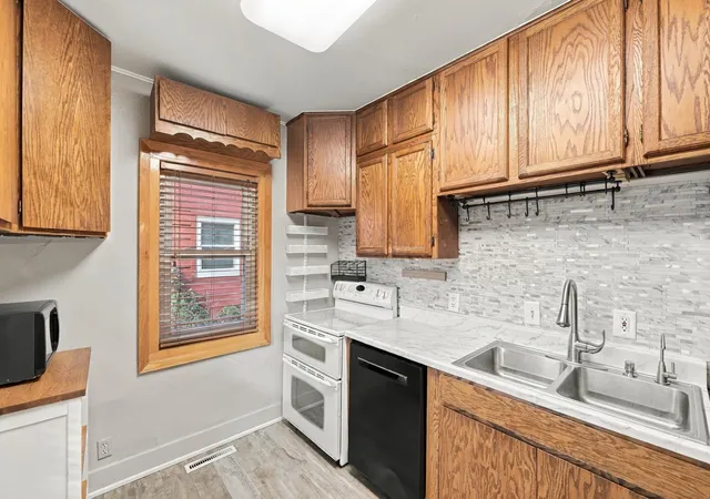 Photo 3 of Single family home for sale at 108 17th Avenue N, Hopkins, MN 55343 | MLS# 7158093 | Listing updated on 2026-10-09
