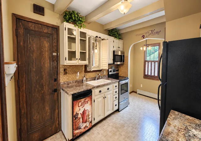 Photo 3 of Single family home for sale at 430 Highland Rd, Willmar, MN 56201 | MLS# 7158096 | Listing updated on 2026-10-23