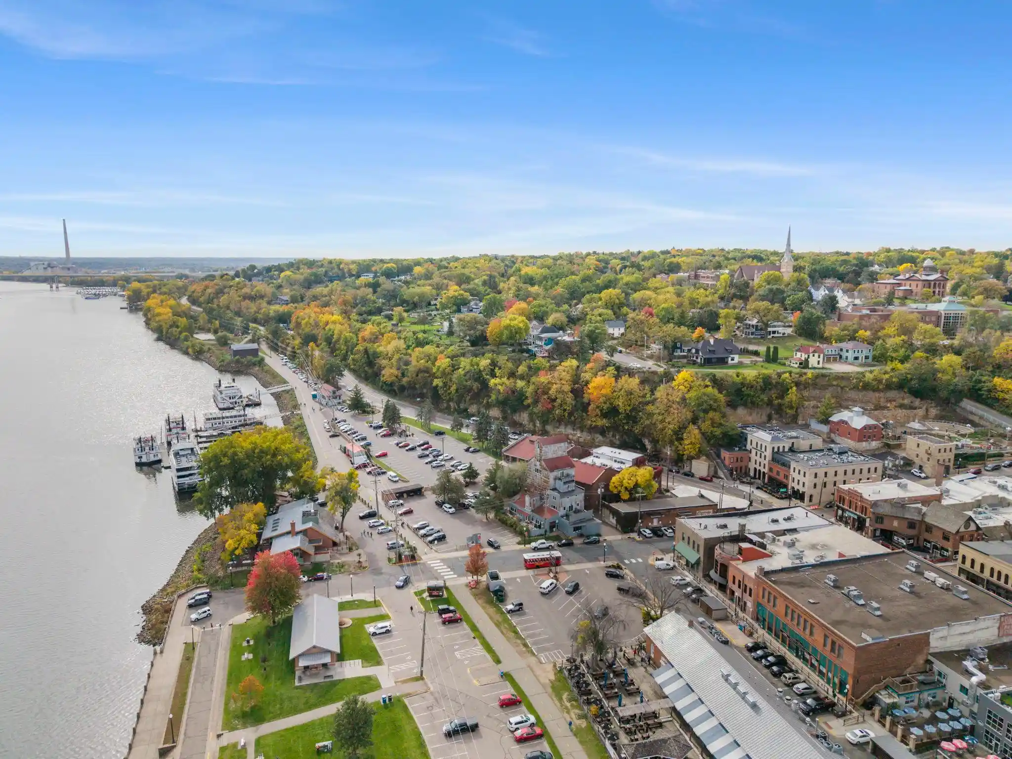 Listing Photo 2 - Condo for sale in 350 Main St N located at 350 Main St N, Stillwater, MN 55082 - Unit #310