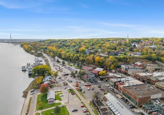 Photo 2 of Condo for sale at 350 Main St N #310, Stillwater, MN 55082 | MLS# 7158099 | Listing updated on 2026-10-20