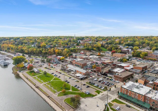 Photo 3 of Condo for sale at 350 Main St N #310, Stillwater, MN 55082 | MLS# 7158099 | Listing updated on 2026-10-20