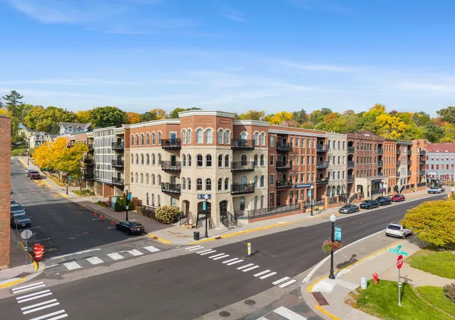 Photo 3 of Condo for sale at 350 Main St N #310, Stillwater, MN 55082 | MLS# 7158099 | Listing updated on 2026-10-20