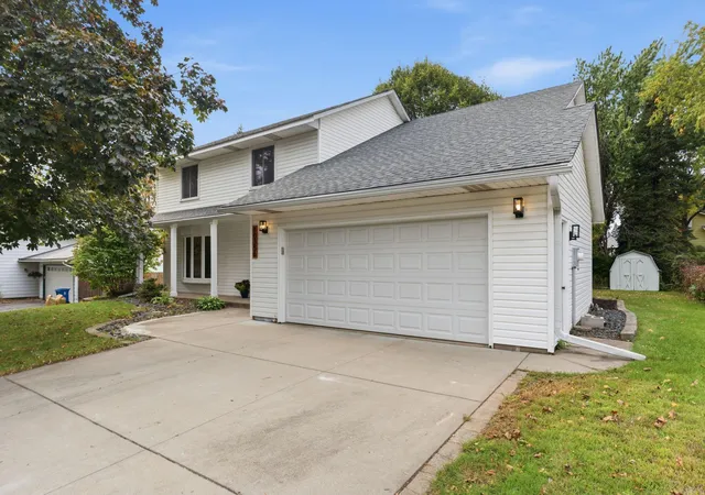 Photo 1 of Single family home for sale at 10356 Xylon Rd S, Minneapolis, MN 55438 | MLS# 7158113 | Listing updated on 2026-10-15