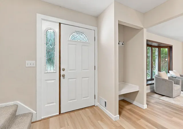 Photo 3 of Single family home for sale at 10356 Xylon Rd S, Minneapolis, MN 55438 | MLS# 7158113 | Listing updated on 2026-10-15