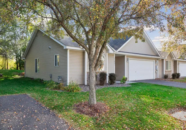 Photo 3 of Single family home for sale at 11521 Poppy St Nw, Minneapolis, MN 55433 | MLS# 7158119 | Listing updated on 2026-10-22