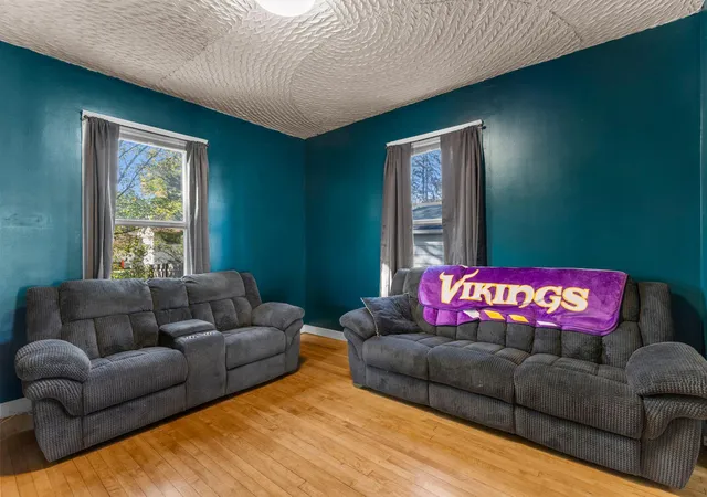 Photo 3 of Single family home for sale at 1751 Clarence St, Saint Paul, MN 55109 | MLS# 7158122 | Listing updated on 2026-10-23