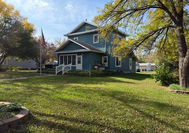 Photo 2 of Single family home for sale at 200 4th Street, Grove City, MN 56243 | MLS# 7158132 | Listing updated on 2026-10-15
