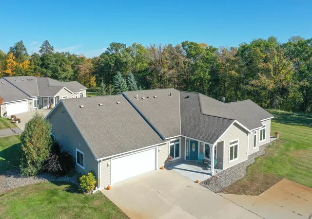 Photo 1 of Townhouse for sale at 12802 Vintage Cir, Staples, MN 56479 | MLS# 7158141 | Listing updated on 2026-10-10