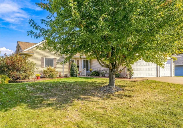 Single family home for sale at 5900 259th Street, Wyoming, MN 55092 | MLS# 7158146