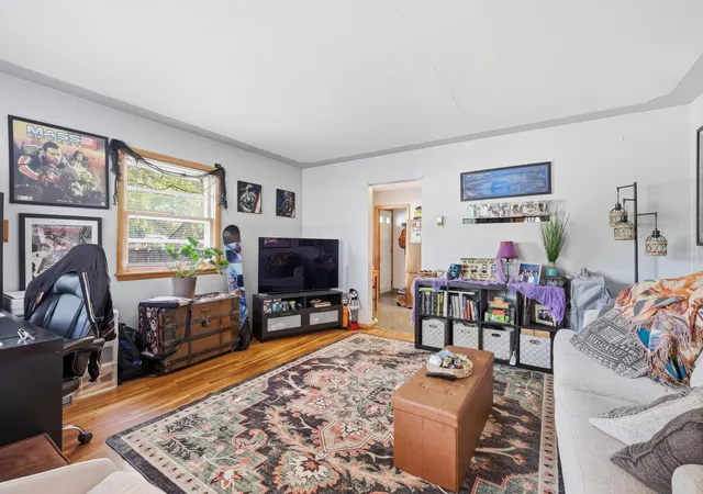 Listing Photo 5 - Condo for sale in building located at 5453 28th Ave S, Minneapolis, MN 55417