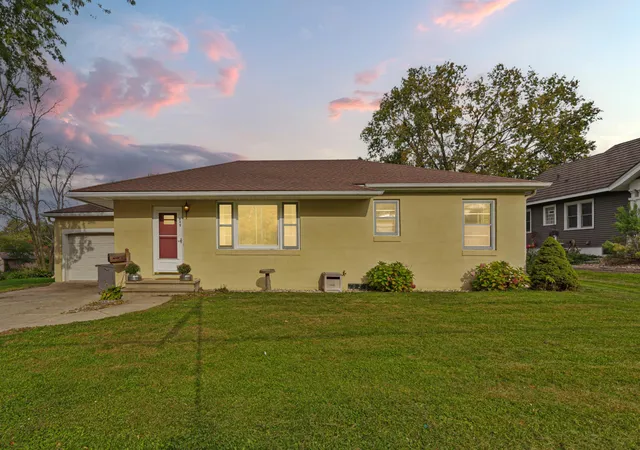 Photo 1 of Single family home for sale at 840 Mineral Springs Rd Ne, Owatonna, MN 55060 | MLS# 7158177 | Listing updated on 2026-10-13