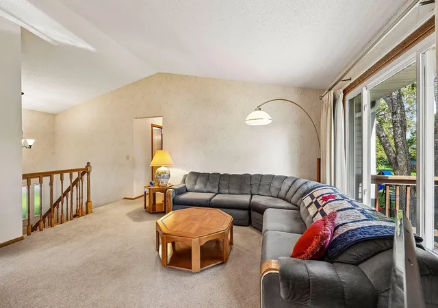 Photo 3 of Single family home for sale at 4292 Eagle Crst Dr, Saint Paul, MN 55122 | MLS# 7158183 | Listing updated on 2026-10-21