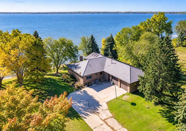 Photo 1 of Single family home for sale at 38192 N Shore Dr, Battle Lake, MN 56515 | MLS# 7158192 | Listing updated on 2026-10-11