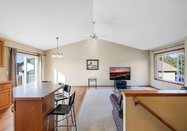 Photo 1 of Single family home for sale at 890 Newport Ave, Shakopee, MN 55379 | MLS# 7158197 | Listing updated on 2026-10-10