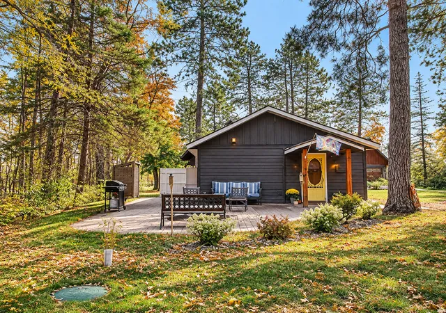 Photo 2 of Single family home for sale at 29978 Pequot Blvd, Pequot Lakes, MN 56472 | MLS# 7158198 | Listing updated on 2026-10-22