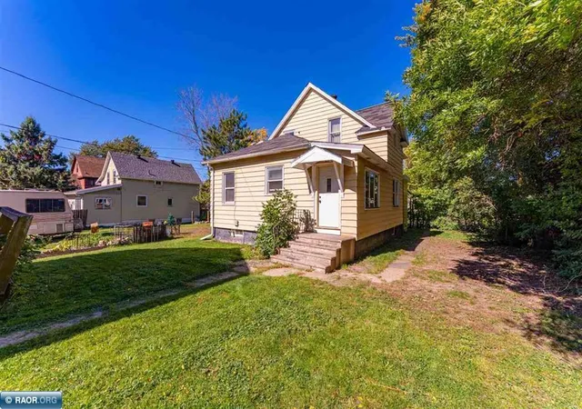 Photo 3 of Multi family home for sale at 212 8th Street S, Virginia, MN 55792 | MLS# 7158202 | Listing updated on 2026-10-10