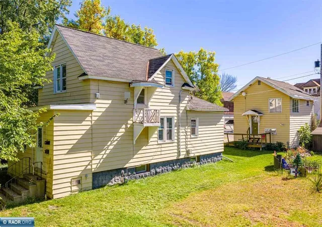 Photo 4 of Multi family home for sale at 212 8th Street S, Virginia, MN 55792 | MLS# 7158202 | Listing updated on 2026-10-10