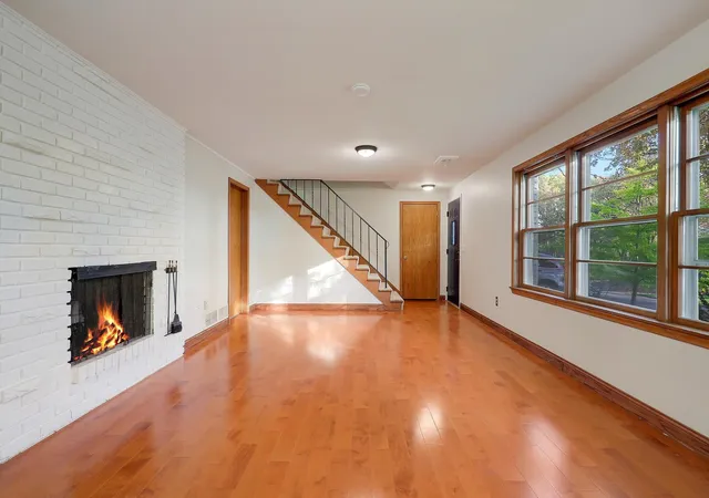 Photo 2 of Single family home for sale at 6640 Manchester Ln, Eden Prairie, MN 55346 | MLS# 7158210 | Listing updated on 2026-10-22