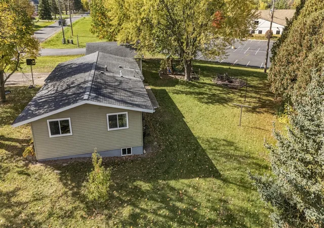 Photo 3 of Single family home for sale at 805 Golf Ave SW, Pine City, MN 55063 | MLS# 7158223 | Listing updated on 2026-10-22
