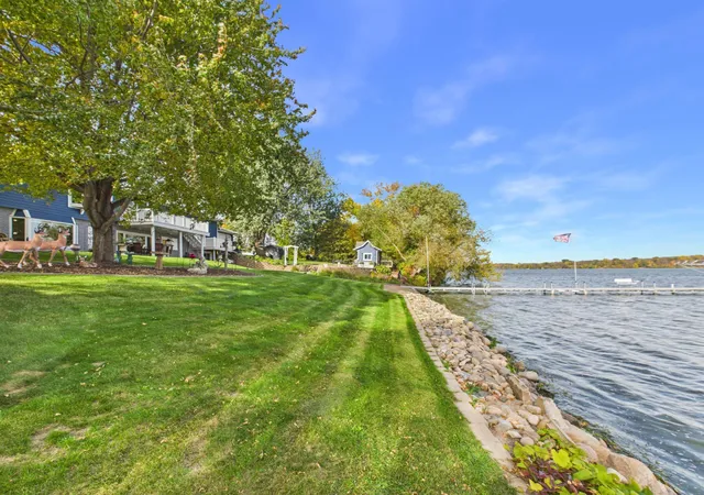Photo 3 of Single family home for sale at 44538 Saukview Dr, Sauk Centre, MN 56378 | MLS# 7158230 | Listing updated on 2026-10-22