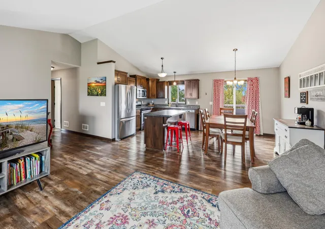 Photo 4 of Single family home for sale at 1578 18th Street NE, Sauk Rapids, MN 56379 | MLS# 7158248 | Listing updated on 2026-10-10