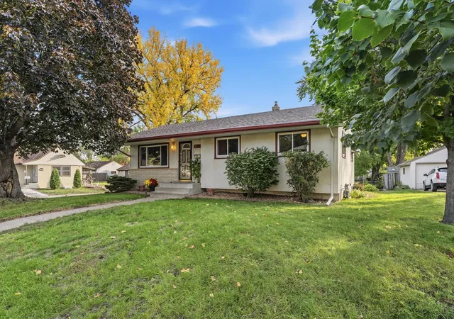 Single family home for sale at 1403 8th Avenue S, South Saint Paul, MN 55075 | MLS# 7158268