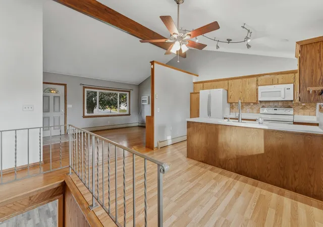 Photo 3 of Single family home for sale at 1403 8th Avenue S, South Saint Paul, MN 55075 | MLS# 7158268 | Listing updated on 2026-10-22