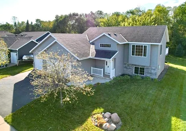 Photo 1 of Single family home for sale at 206 Rookery Dr, Cold Spring, MN 56320 | MLS# 7158271 | Listing updated on 2026-10-22