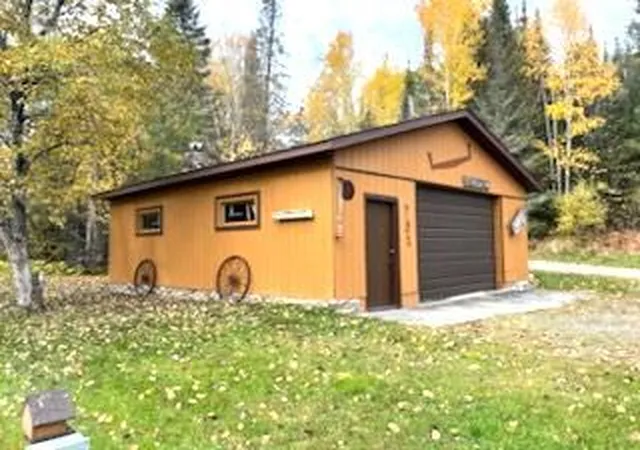 Photo 3 of Single family home for sale at 7942 Sunrise Dr, Orr, MN 55771 | MLS# 7158272 | Listing updated on 2026-10-11