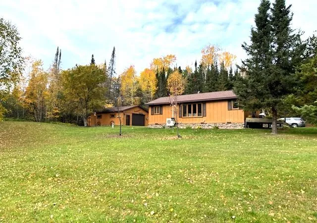 Photo 4 of Single family home for sale at 7942 Sunrise Dr, Orr, MN 55771 | MLS# 7158272 | Listing updated on 2026-10-11