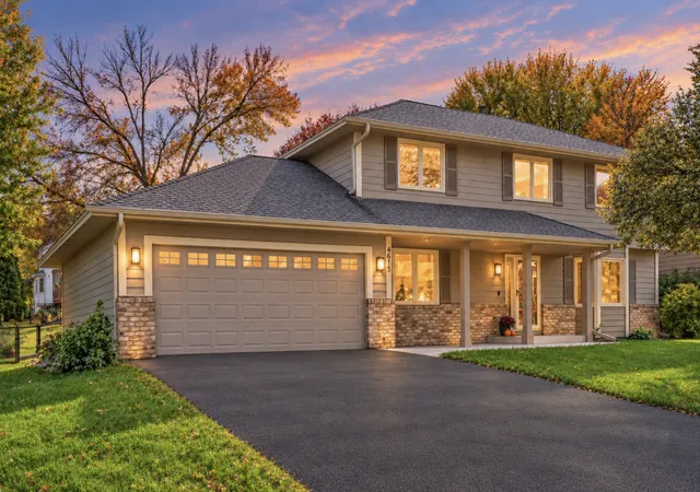 Photo 1 of Single family home for sale at 4615 Trenton Cir N, Minneapolis, MN 55442 | MLS# 7158316 | Listing updated on 2026-10-29