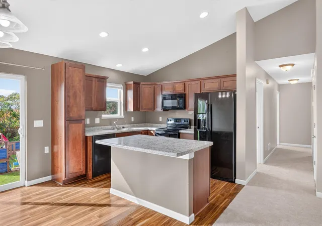 Photo 3 of Single family home for sale at 930 Meadows Blvd, Young America, MN 55397 | MLS# 7158356 | Listing updated on 2026-10-21