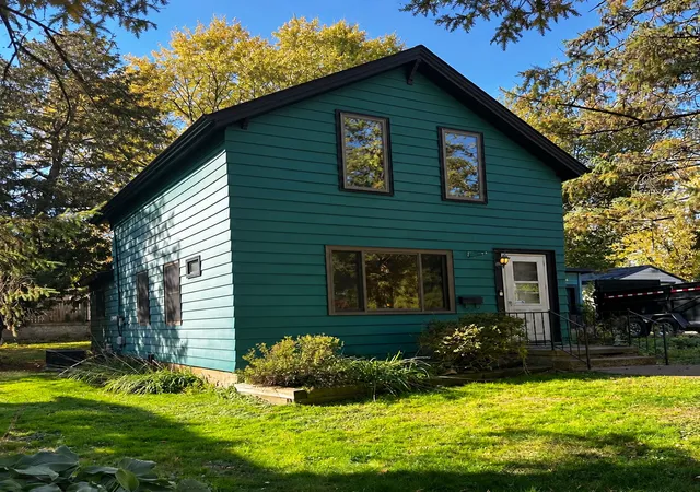 Photo 1 of Single family home for sale at 216 Harriet St N, Stillwater, MN 55082 | MLS# 7158359 | Listing updated on 2026-10-16