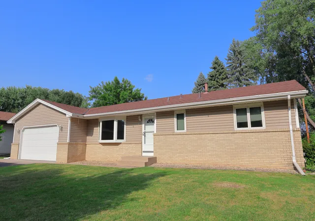 Photo 3 of Single family home for sale at 67 13th Avenue Sw, Saint Paul, MN 55112 | MLS# 7158366 | Listing updated on 2026-10-11