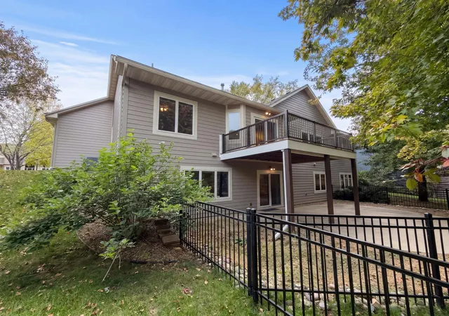 Photo 4 of Single family home for sale at 3264 Richmond Alcove, Saint Paul, MN 55129 | MLS# 7158380 | Listing updated on 2026-10-10