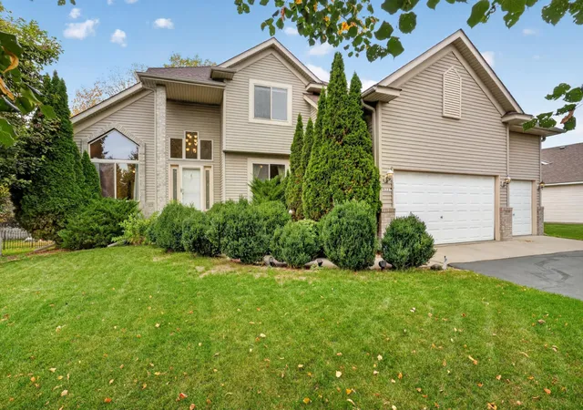 Photo 2 of Single family home for sale at 9337 Austrian Pine Ave N, Minneapolis, MN 55443 | MLS# 7158393 | Listing updated on 2026-10-16