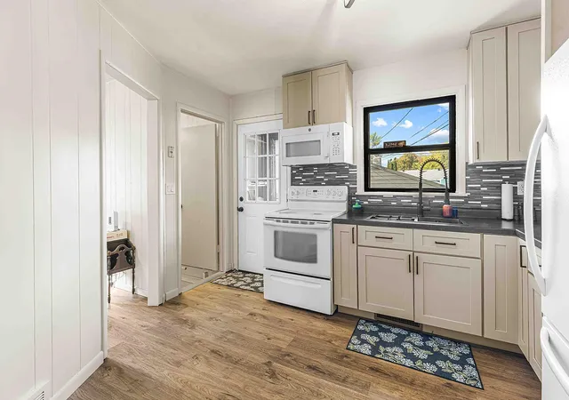 Photo 4 of Single family home for sale at 902 N 26th Street, Fargo, ND 58102 | MLS# 7158449 | Listing updated on 2026-10-25
