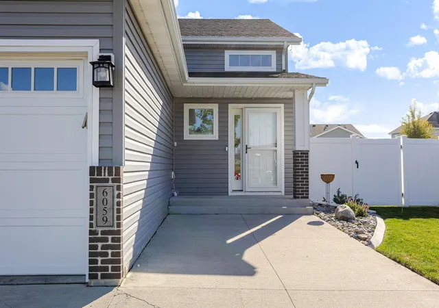 Photo 4 of Single family home for sale at 6059 Autumn Dr S, Fargo, ND 58104 | MLS# 7158461 | Listing updated on 2026-10-27