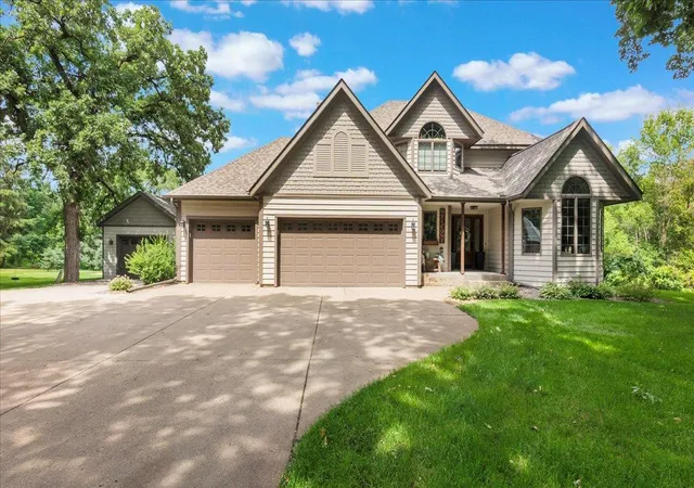Photo 4 of Single family home for sale at 301 21st Street N, Sartell, MN 56377 | MLS# 7158466 | Listing updated on 2026-10-22