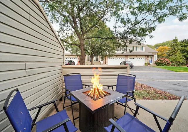Photo 2 of Single family home for sale at 9823 Hamlet Ln S, Cottage Grove, MN 55016 | MLS# 7158471 | Listing updated on 2026-10-20