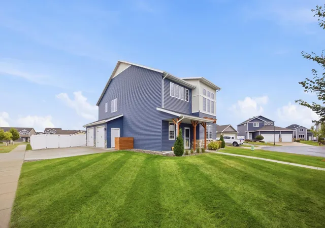 Photo 3 of Single family home for sale at 6024 60th Avenue S, Fargo, ND 58104 | MLS# 7158495 | Listing updated on 2026-10-18